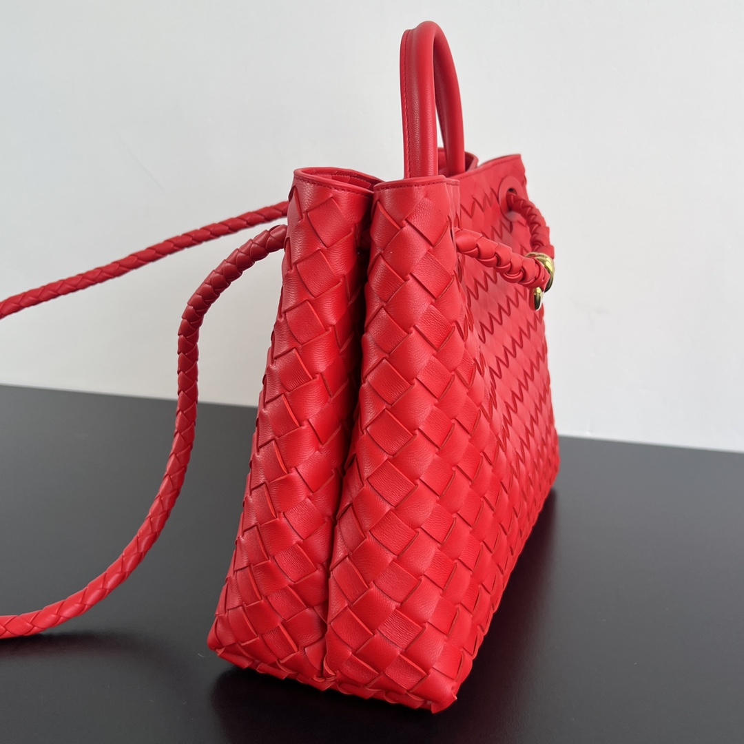 Medium Andiamo Intrecciato Leather Top Handle Bag Red